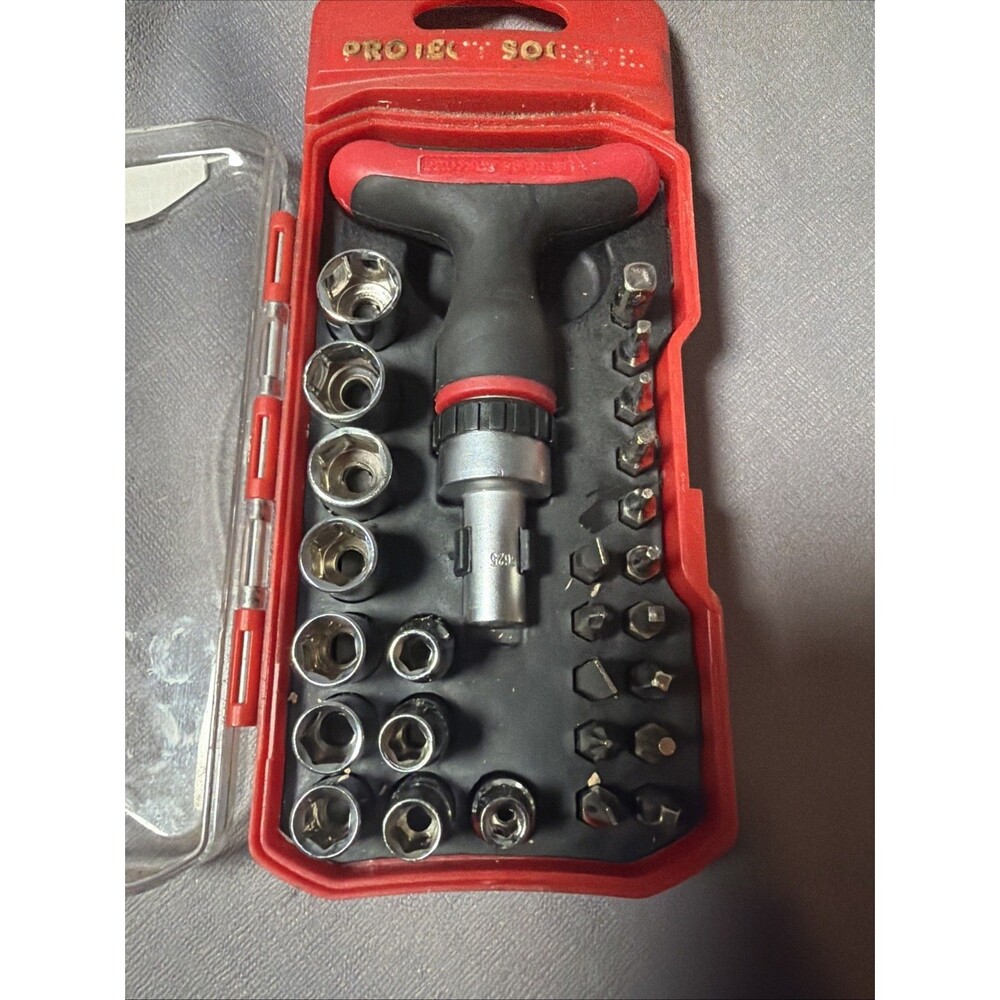 Project Source 27-Piece T-Handle Ratcheting Screwdriver and Socket Set -R - Picture 2 of 5